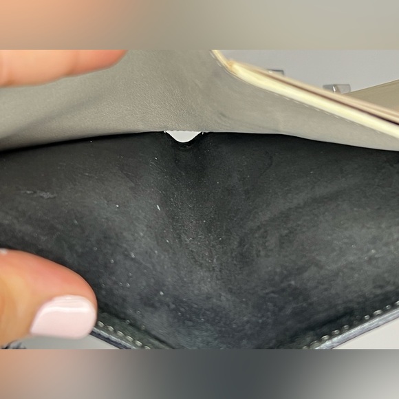 CELINE CALFSKIN WALLET IN GRAINED - Picture 12 of 15